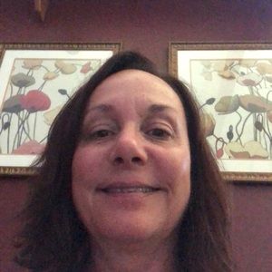 Meet your Posher, Valaurie